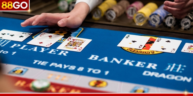 Người tham gia đang áp dụng chiến thuật hit Người tham gia đang áp dụng chiến thuật hit